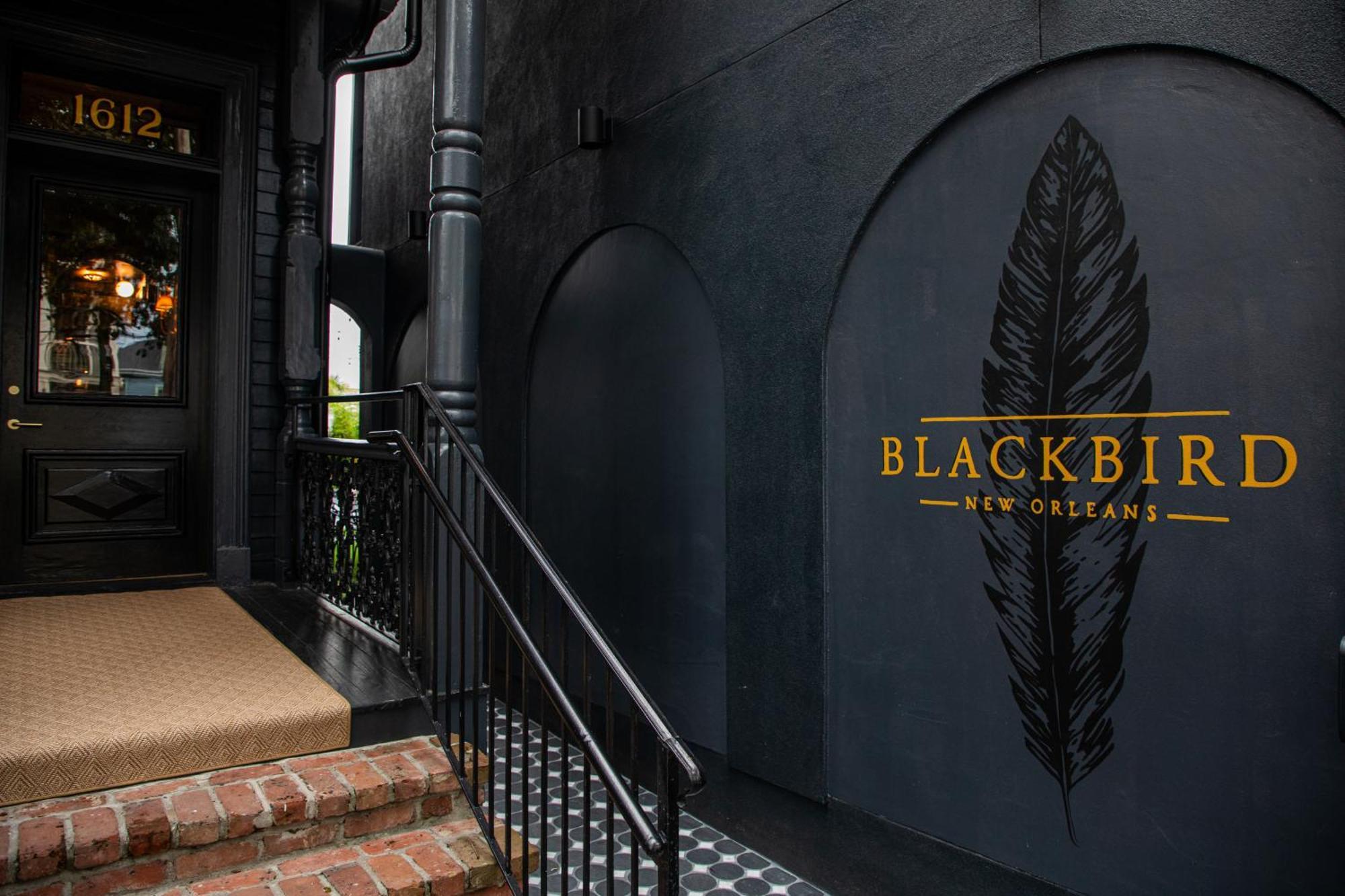 BLACKBIRD HOTEL NEW ORLEANS - BOOK YOUR STAY IN ADVANCE AND SAVE ON